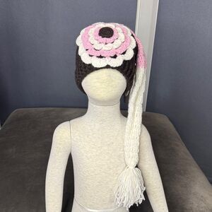 Daisy Baby Girl’s Crocheted Floral Hat Beanie with Long Tail 2-8 years NEW